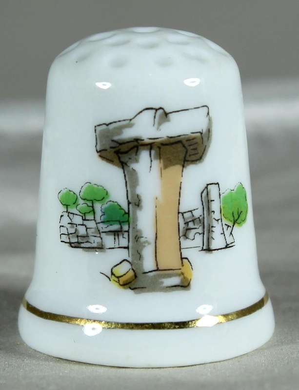 Bone China thimble - Rdo. de Menorca