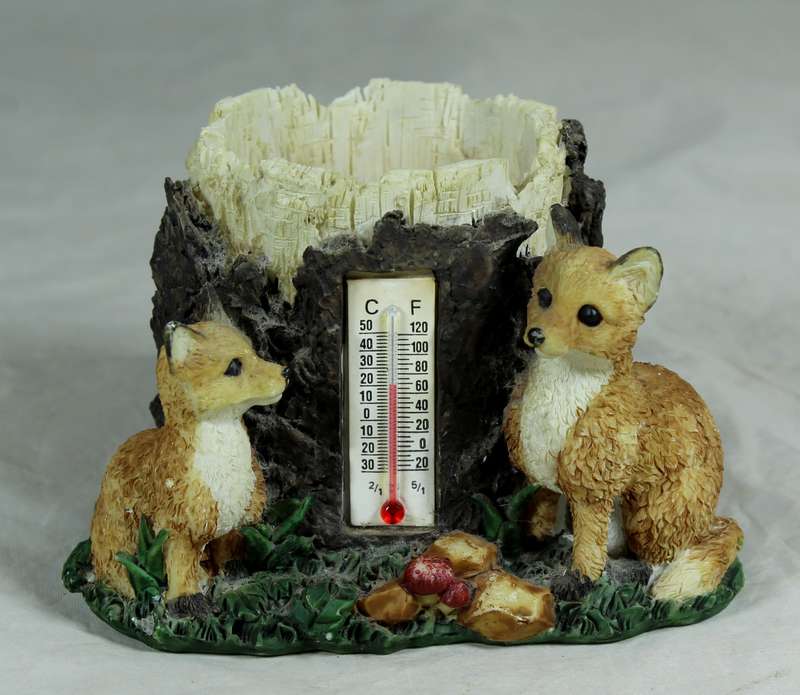 Pencil/pen holder with thermometer and foxes