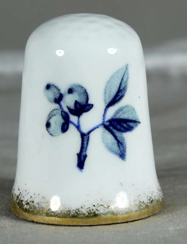 Bone China thimble - blue leaves