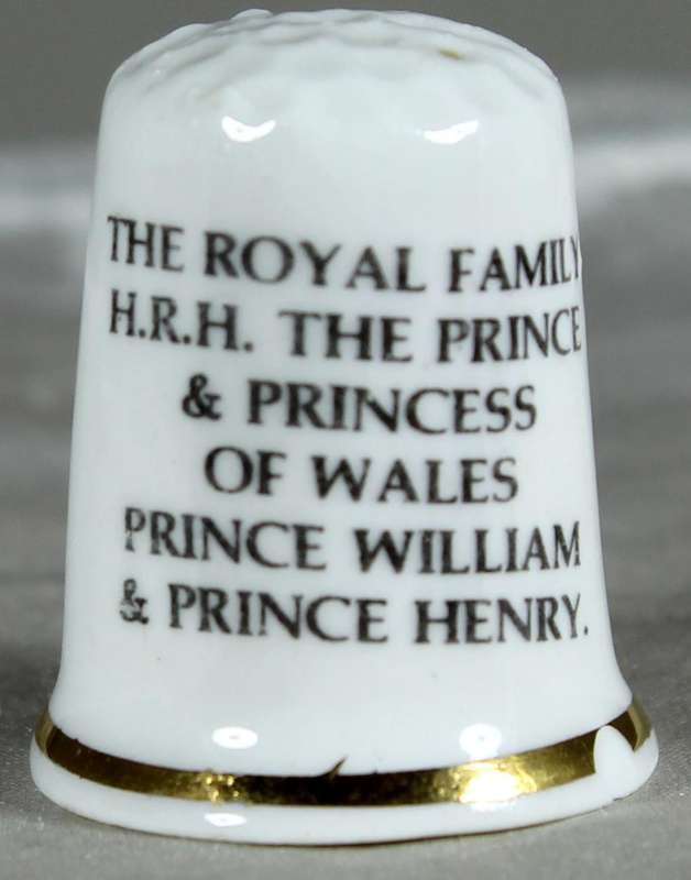 Bone China thimble - The Royal family