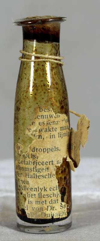 Small medicine bottle