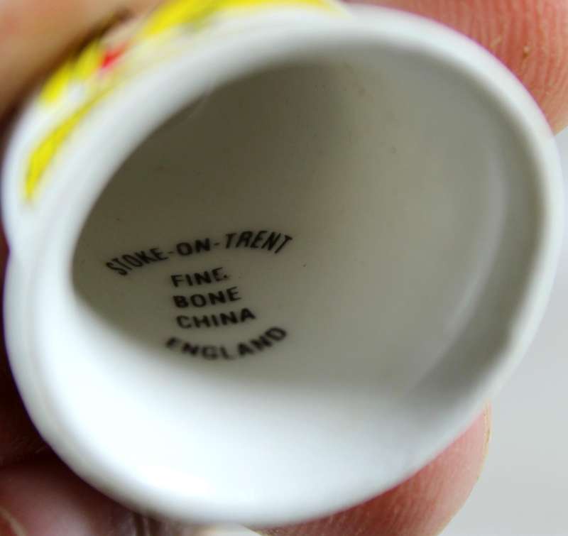 Bone China thimble - Coronation str - Rita Sulivan - Stoke-on-Trent