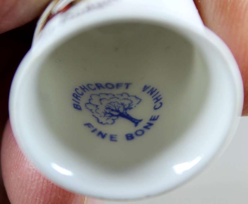 Bone China thimble - Artful Dodger - Birchcroft