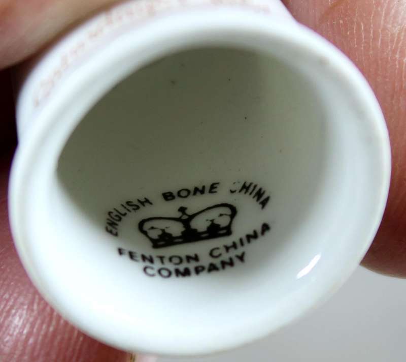 Bone China thimble - Saturday's child - Fenton