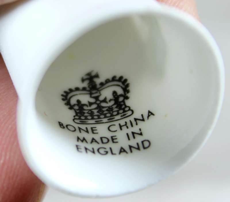 Bone China thimble - Aston Martin 1930