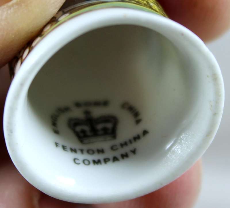 Bone China thimble - green grocer - Fenton