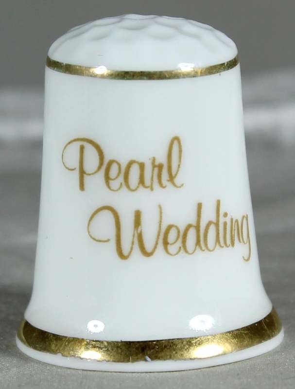 Bone China thimble - pearl wedding - Finsbury