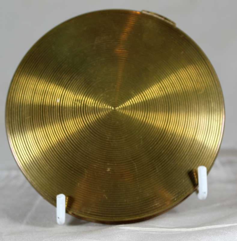 Powder compact - Stratton - RMS Pretoria Castle