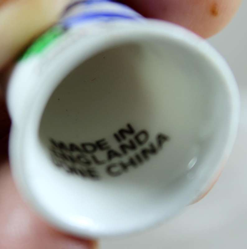 Bone China thimble - Great Yarmouth