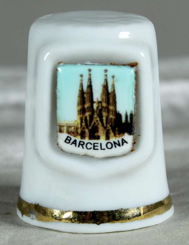 Bone China thimble - Barcelona
