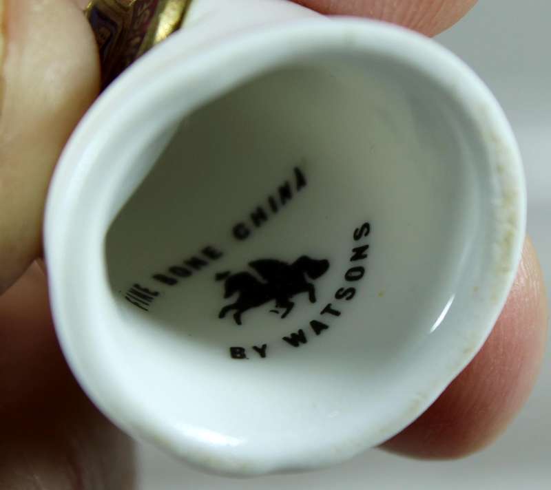 Bone China thimble - Southend on sea - Watsons