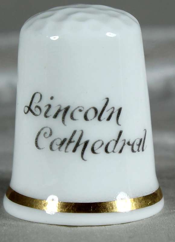 Bone China thimble - Lincoln cathedral - Staffordshire