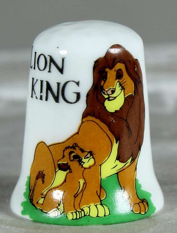 Bone China thimble - Lion King - Stoke-on-Trent