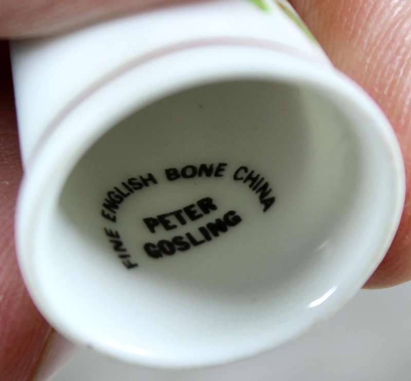 Bone China thimble - purple rose - Peter Gosling