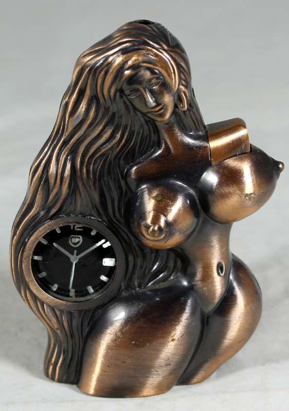 Novelty lighter - nude