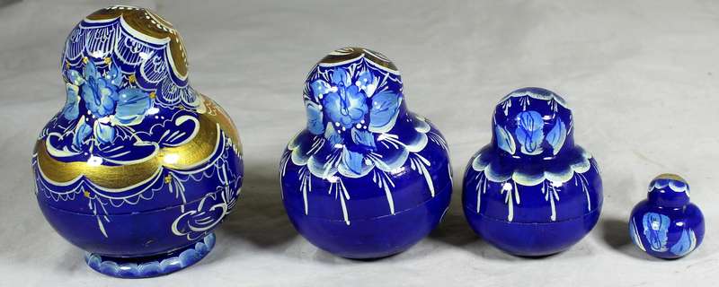 Babushka dolls - four piece