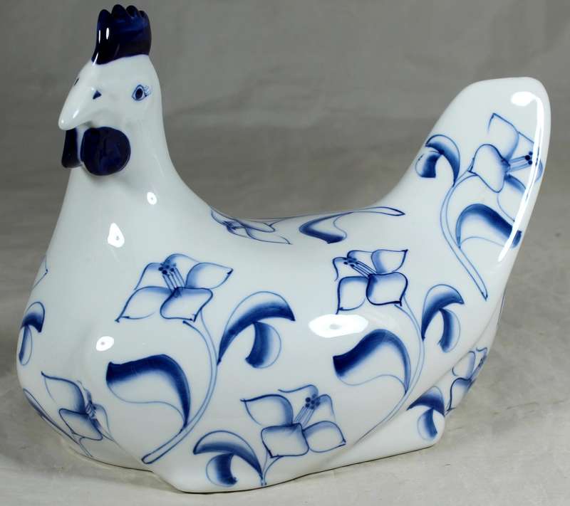 Blue & white porcelain chicken