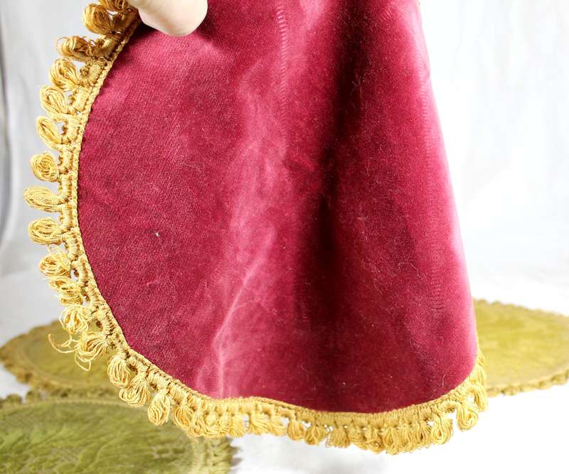 Set of four place mats