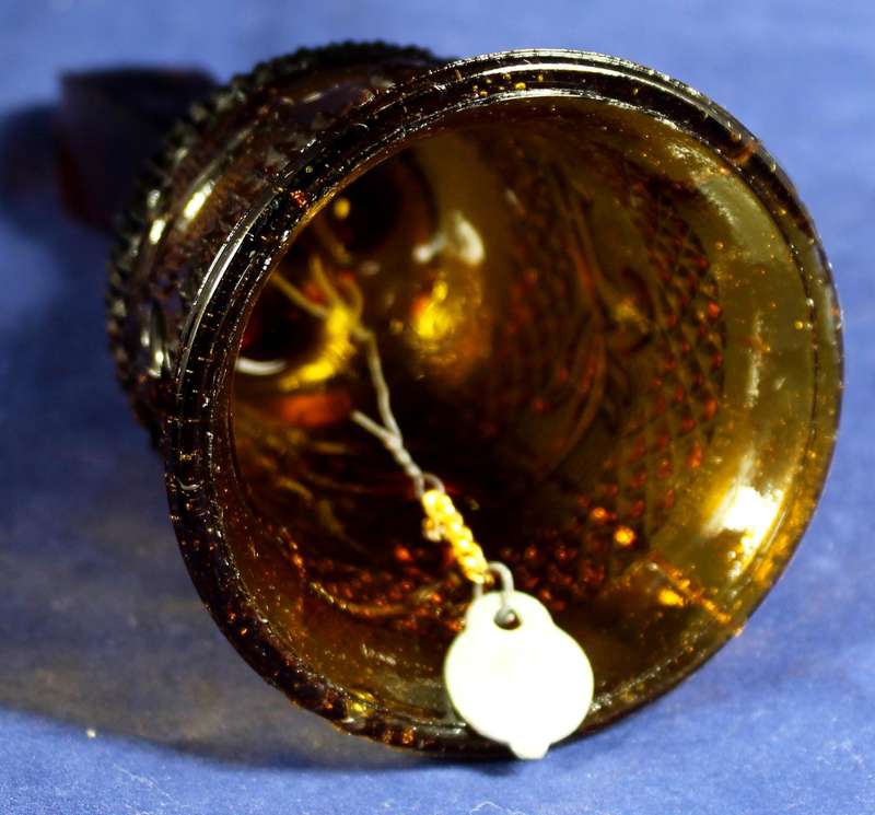 Glass bell with scrolling