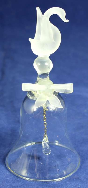 Glass bell with frosted swan and bow
