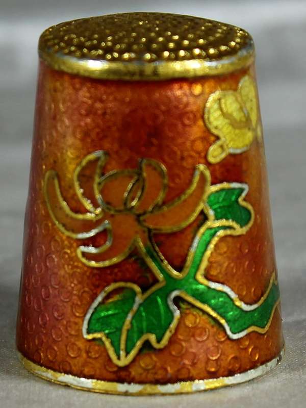 Cloissone thimble - golden flowers