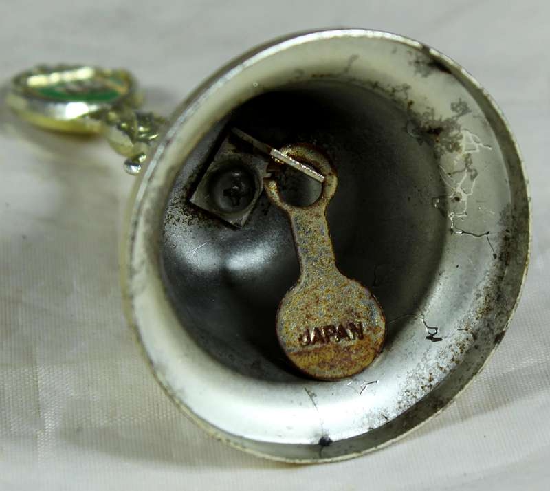 Gold tone souvenir bell - Australia