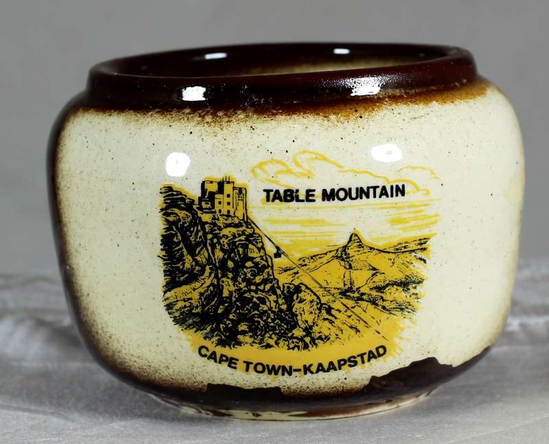 Crescent Ware - Table mountain - Sugar bowl