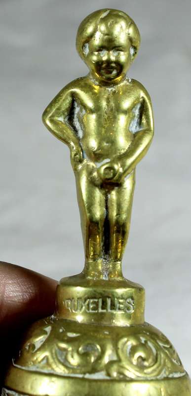 Brass bell - Mannekin pis - Bruxelles