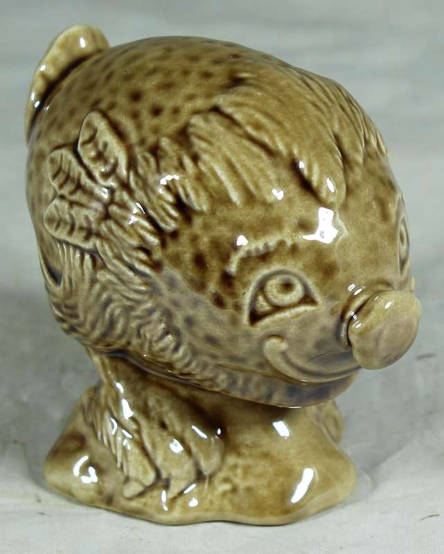 Beswick - Beneagles whiskey porcelain flying haggis