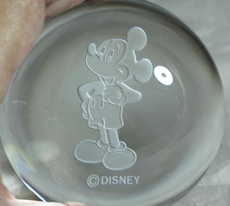 Disney - Mickey Mouse - Glass paperweight