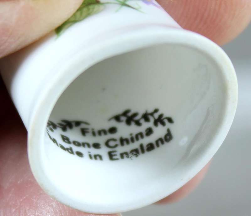 Bone China thimble - Purple flowers