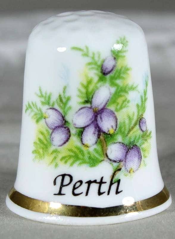 Bone China thimble - Perth - Thistle Scotland