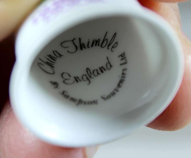 Bone China thimble - Durdle door - A Sampson