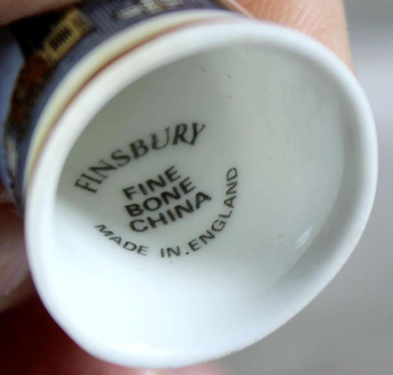 Bone China thimble - Blackpool - Finsbury