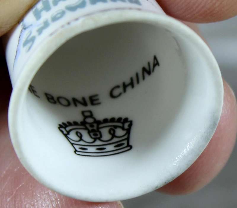 Bone China thimble - Happy snowman - Lincoln