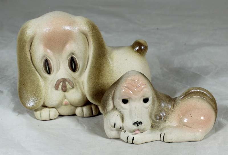 Pair of ceramic droopy eye dogs