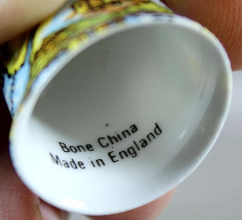 Bone China thimble - North Wales