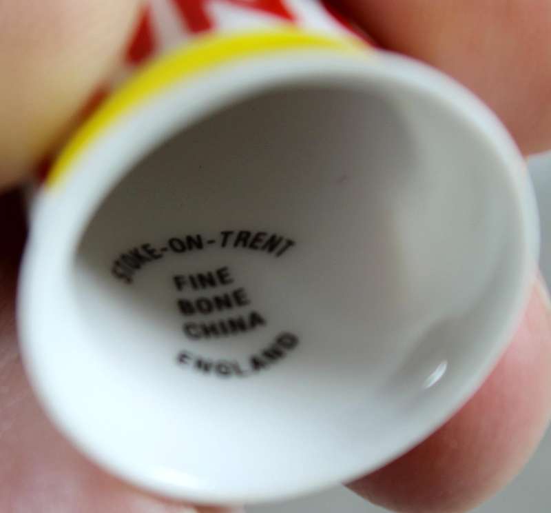 Bone China - Advertising thimble - Burger King