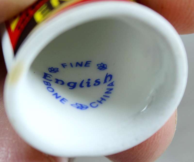 Bone China - Advertising thimble - Lucozade