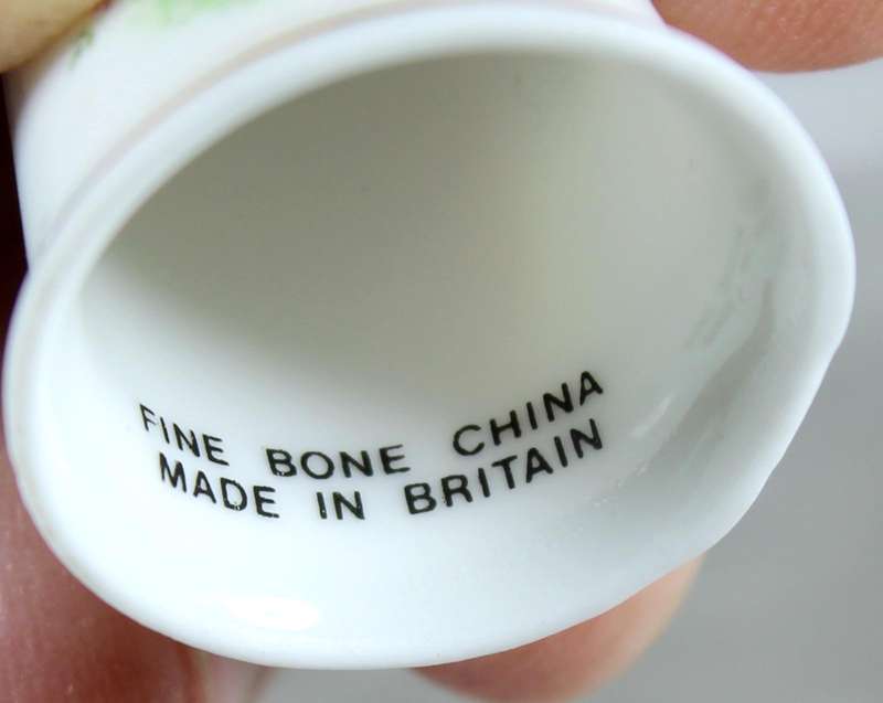 Bone China thimble - Purple flowers