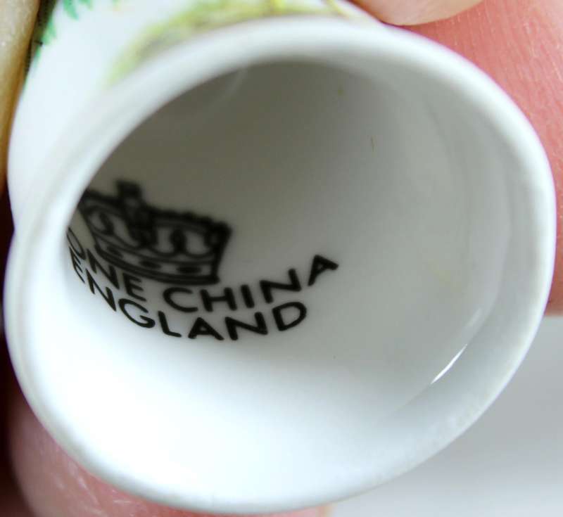 Bone China thimble - Appeldore