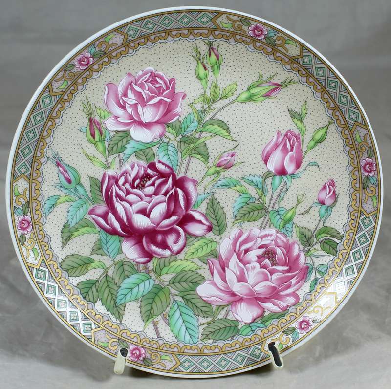 BWA Japan - Imari style display plate with flowers
