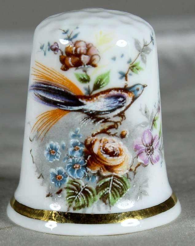 Bone China thimble - Bird on yellow rose - The National Trust
