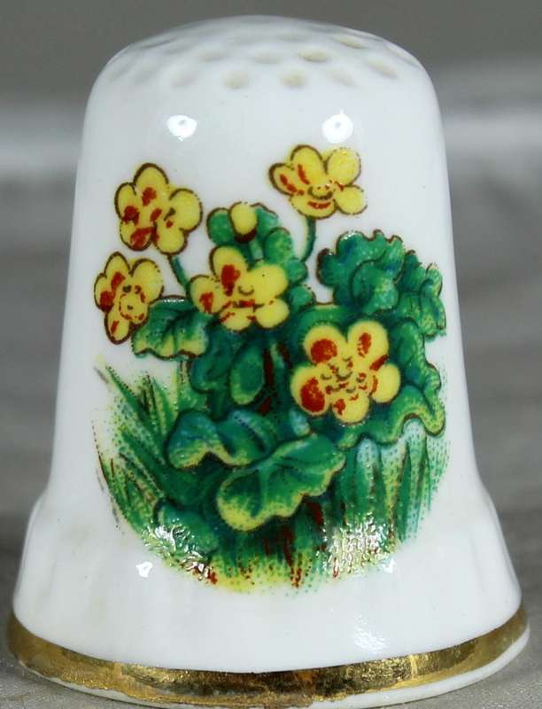 Bone China thimble - Squirrel & flowers - Connoisseur