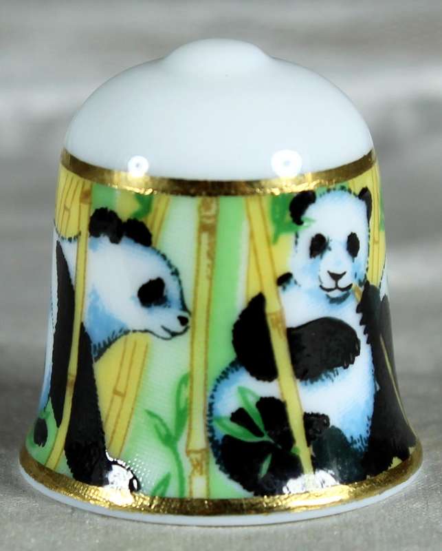 Bone China thimble - panda's - Marutoyo, Japan