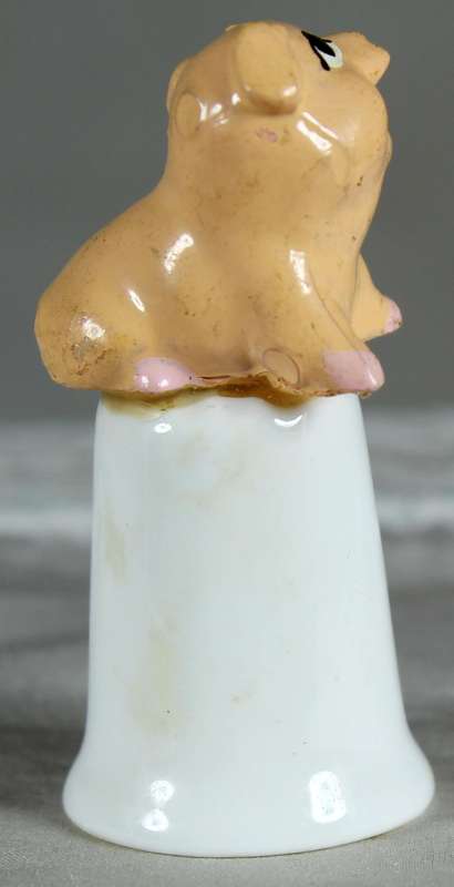 Bone China thimble - Mary the piggy