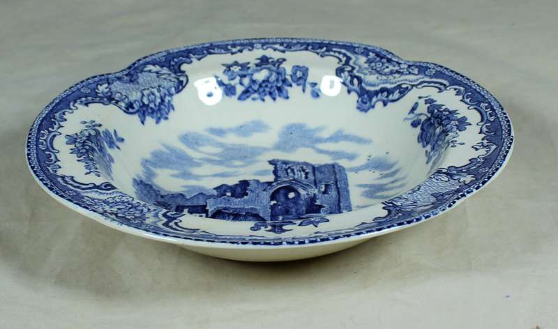 Johnson Bros - old Britain castles - pudding bowl