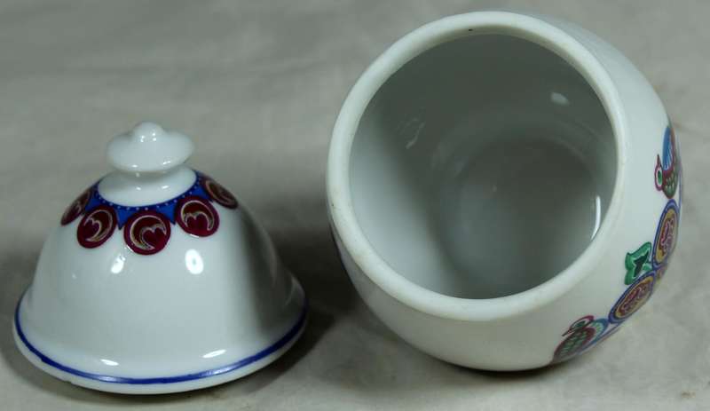 Mini lidded jar