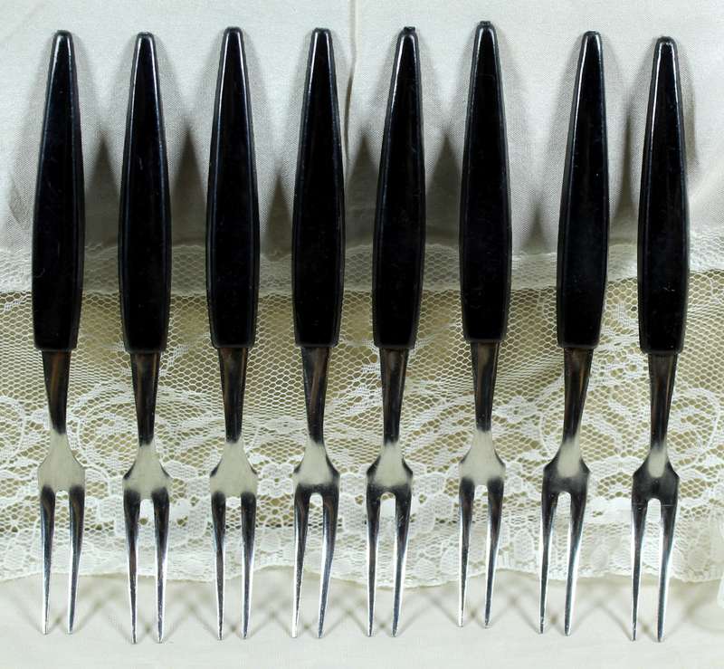 Set of  snail forks