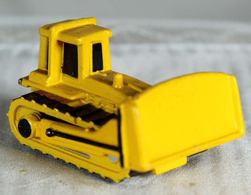 Charm Max - Bulldozer